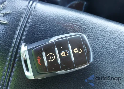 2021 Ram 1500 Big Horn 4X4 5'7 Box from USA, damaged, VIN 1C6SRFFT4MN772598